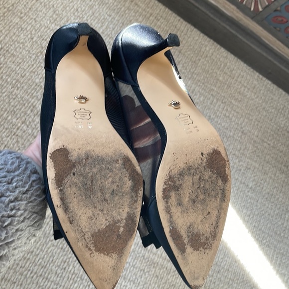 Gorgeous shoes - Picture 3 of 8